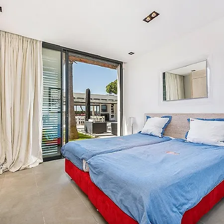 Ramatuelle Contemporary